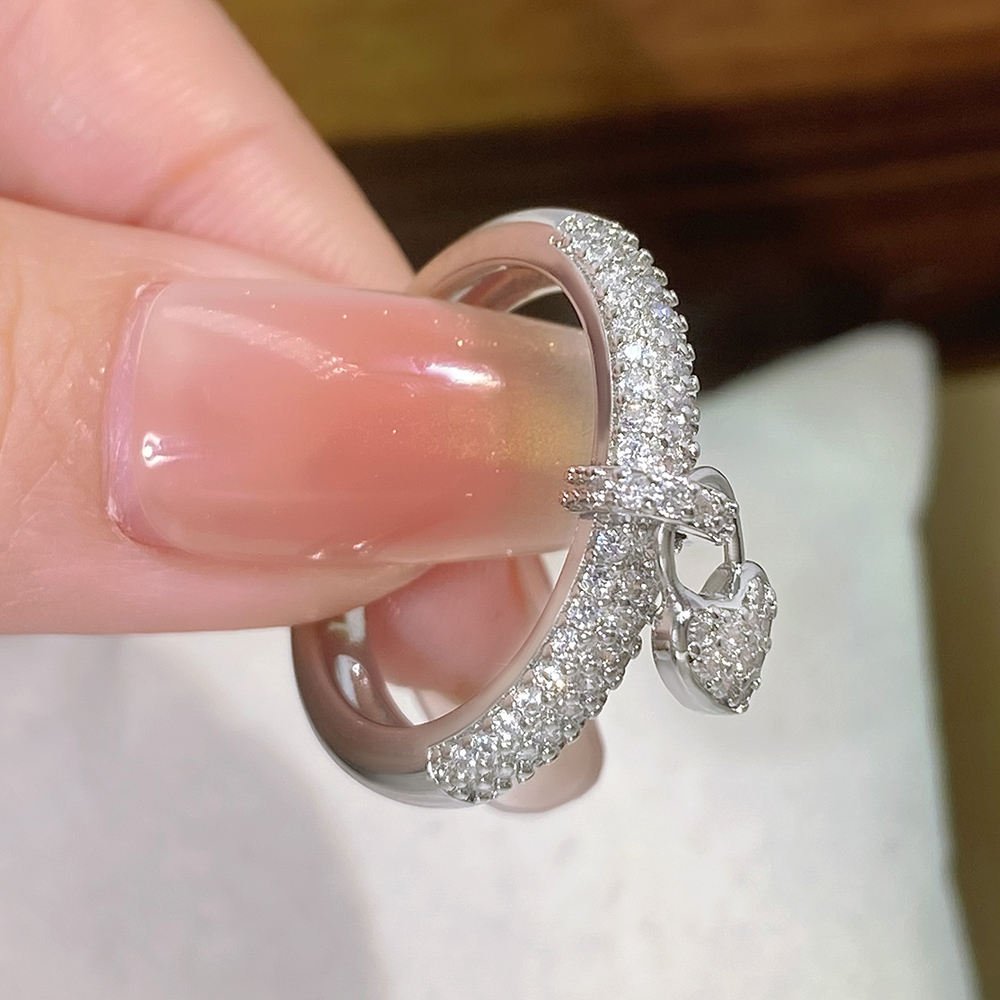 Hot Selling 925 Sterling Silver Heart Huggie Pendant Ring